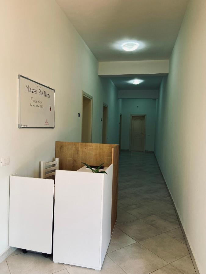 Maria Rentals Radhimë 外观 照片